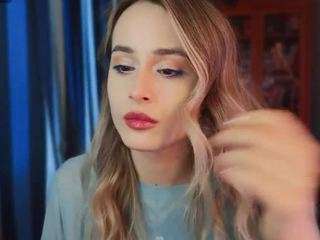 Live cam show with avivafaith