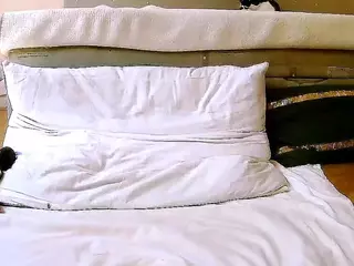 SquirtyMayaGold's Live Sex Cam Show