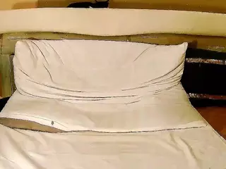 SquirtyMayaGold's Live Sex Cam Show