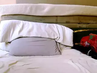 SquirtyMayaGold's Live Sex Cam Show