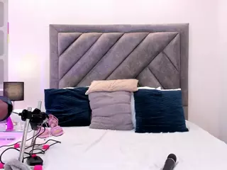 Pretty Val's Live Sex Cam Show