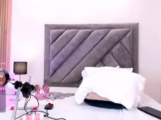 Pretty Val's Live Sex Cam Show