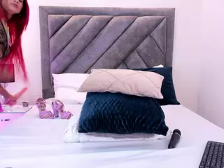 Pretty Val's Live Sex Cam Show
