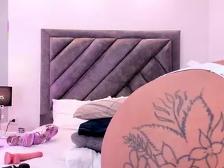 Pretty Val's Live Sex Cam Show
