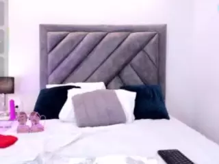 Pretty Val's Live Sex Cam Show