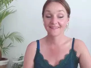 AliciaGoddess85's Live Sex Cam Show