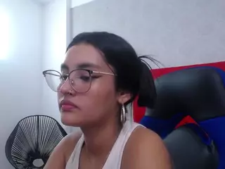 Kathe-Mills235's Live Sex Cam Show