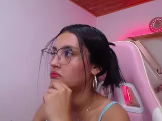 Kathe-Mills235's Live Sex Cam Show
