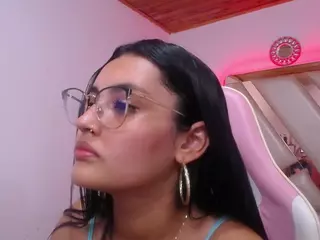 Kathe-Mills235's Live Sex Cam Show
