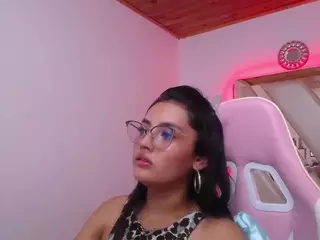 Kathe-Mills235's Live Sex Cam Show