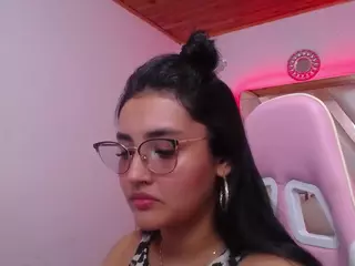 Kathe-Mills235's Live Sex Cam Show