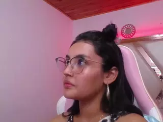 Kathe-Mills235's Live Sex Cam Show