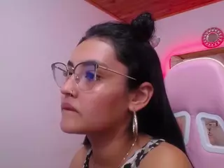 Kathe-Mills235's Live Sex Cam Show