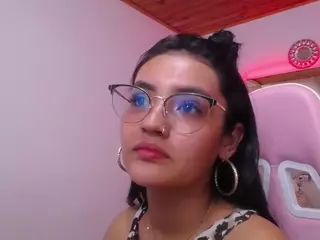 Kathe-Mills235's Live Sex Cam Show