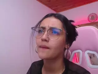 Kathe-Mills235's Live Sex Cam Show