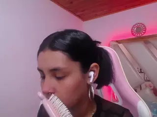 Kathe-Mills235's Live Sex Cam Show