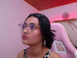 Kathe-Mills235's Live Sex Cam Show