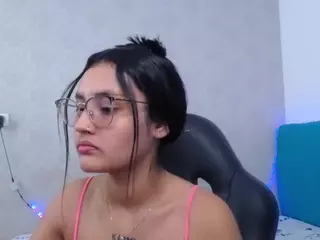 Kathe-Mills235's Live Sex Cam Show