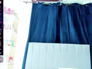 In-Manrique's Live Sex Cam Show
