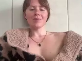 naughty-rosie's Live Sex Cam Show