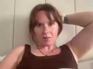 naughty-rosie's Live Sex Cam Show