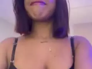 macarenna1's Live Sex Cam Show