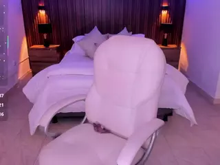 karlaa-james's Live Sex Cam Show