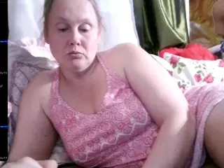 pussykroshka's Live Sex Cam Show