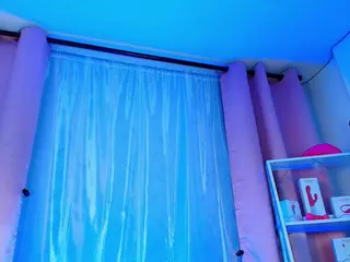 Emily Withe's Live Sex Cam Show
