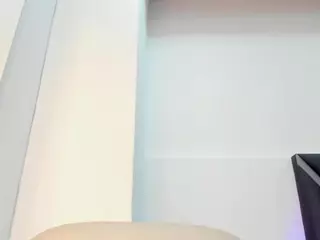 Felicity-1's Live Sex Cam Show