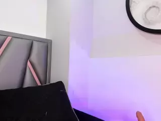 Felicity-1's Live Sex Cam Show