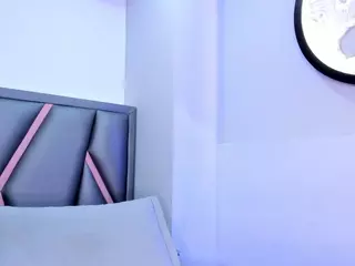 Felicity-1's Live Sex Cam Show