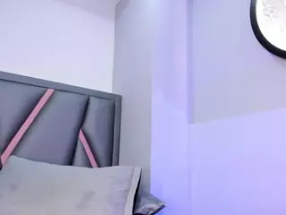 Felicity-1's Live Sex Cam Show