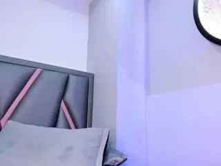 Felicity-1's Live Sex Cam Show