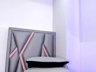Felicity-1's Live Sex Cam Show