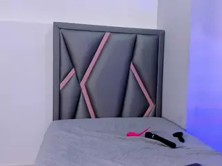 Felicity-1's Live Sex Cam Show