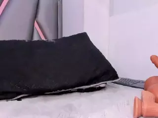 Felicity-1's Live Sex Cam Show
