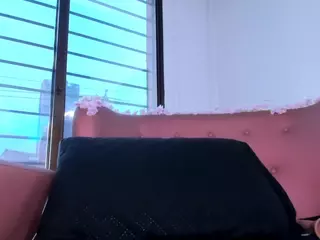 Felicity-1's Live Sex Cam Show