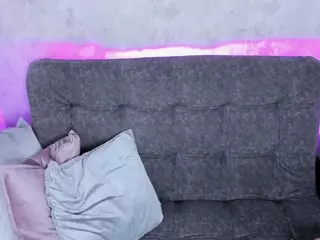 GIA's Live Sex Cam Show