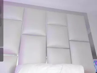 IsabellaaJones's Live Sex Cam Show