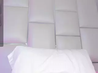IsabellaaJones's Live Sex Cam Show