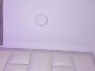 IsabellaaJones's Live Sex Cam Show