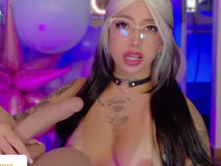 KaoriAnya1's Live Sex Cam Show