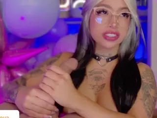 KaoriAnya1's Live Sex Cam Show