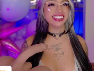 KaoriAnya1's Live Sex Cam Show