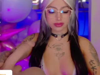 KaoriAnya1's Live Sex Cam Show