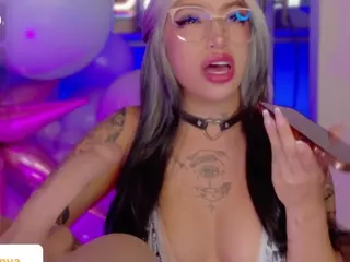KaoriAnya1's Live Sex Cam Show