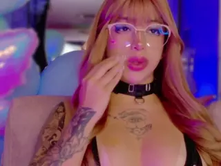 KaoriAnya1's Live Sex Cam Show