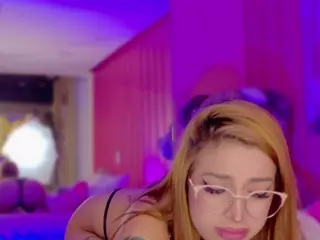 KaoriAnya1's Live Sex Cam Show