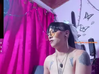 staacy37's Live Sex Cam Show